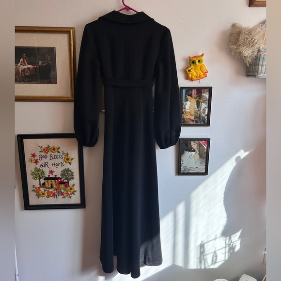 Vintage 1970s Black Knit Wide-Leg Jumpsuit - Bishop Sleeves, Belted Waist - Picture 7 of 8